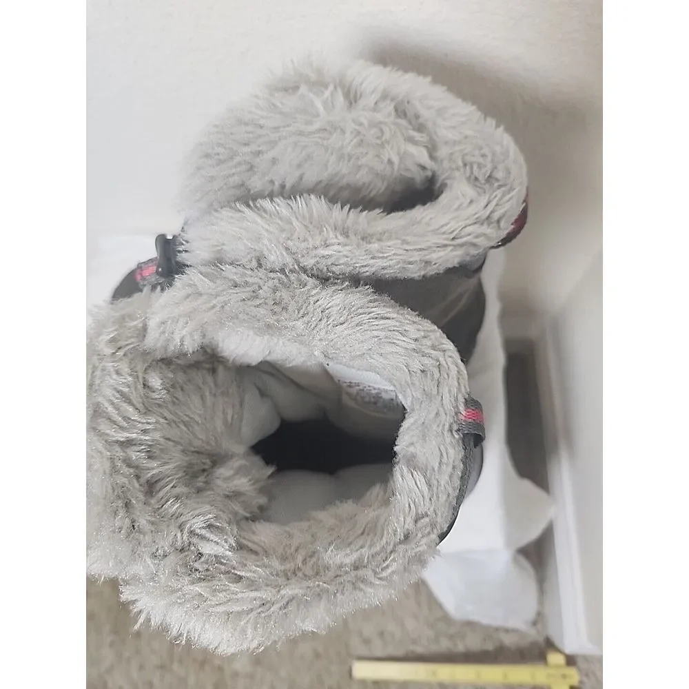 Girl's Columbia Gray Pink Snow Boots‎ Size 3 Waterproof Sledding Winter Faux Fur